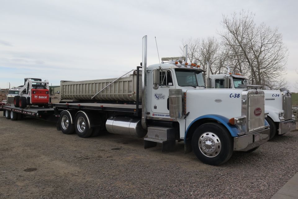 Crystal landscape loveland delivery trucks fleet (17)20180408 23950 p4l01t