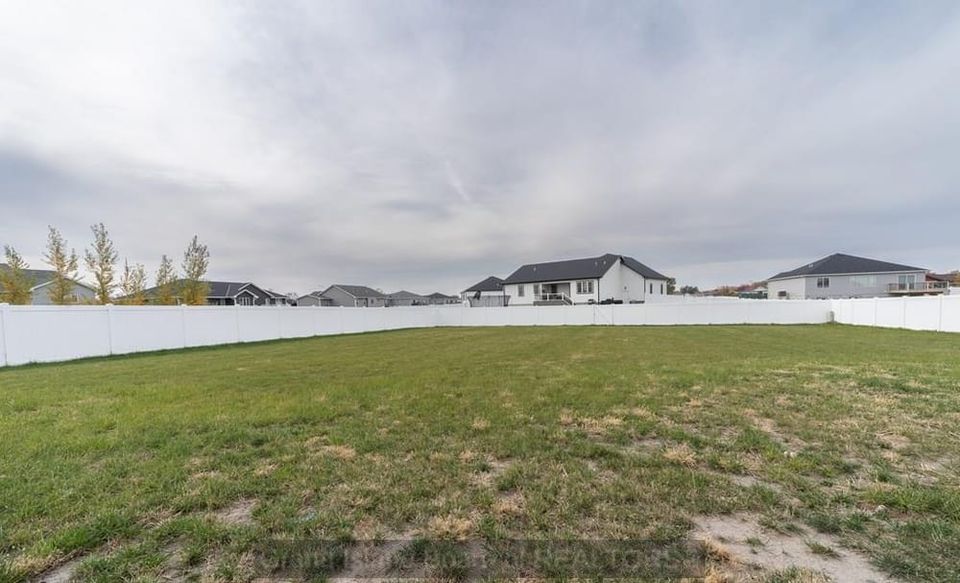 2104 ebony lane grand island e 7