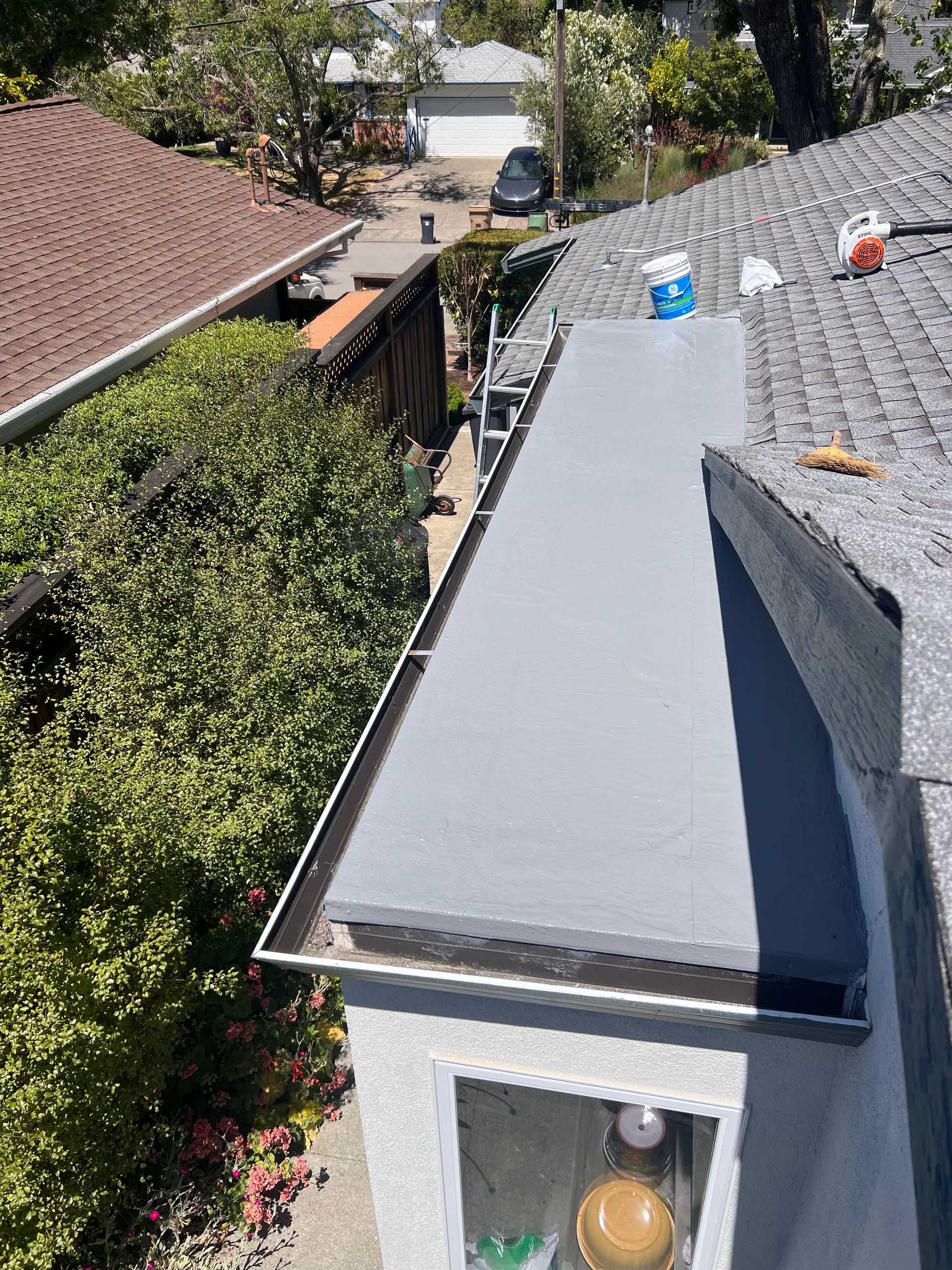 Gutters & Downspouts