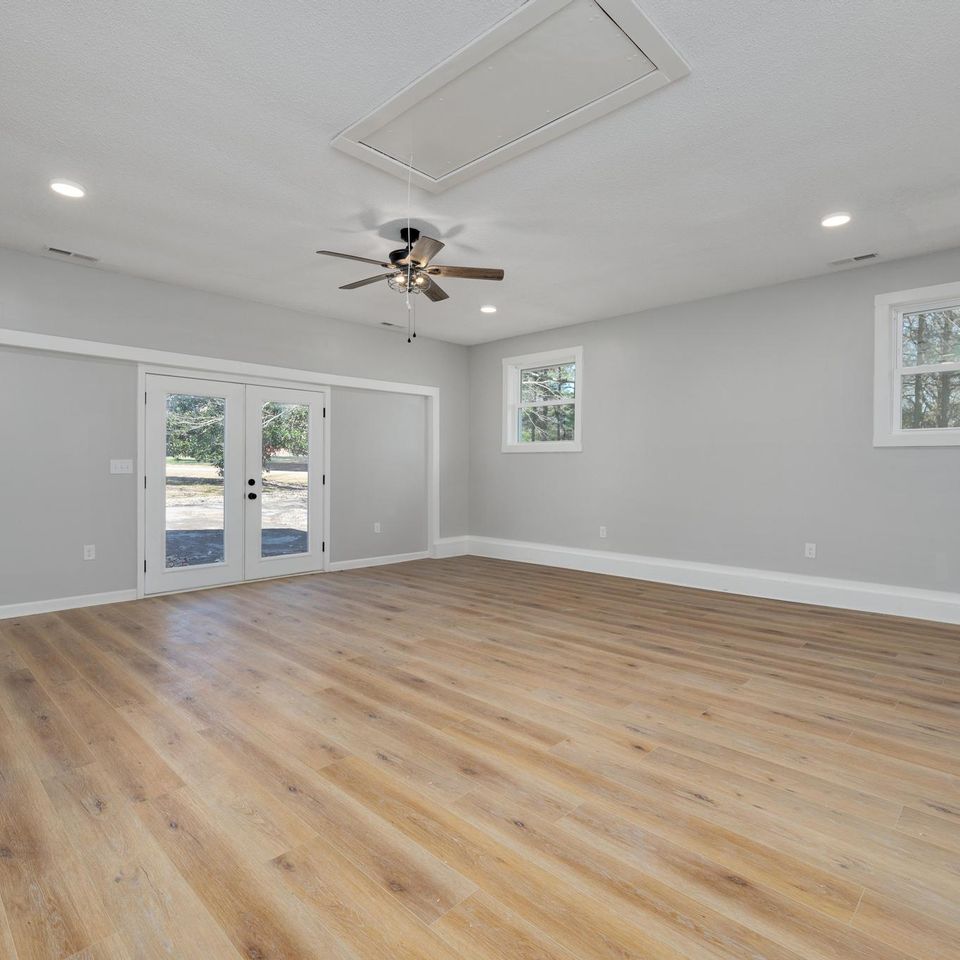 603 wanda ln 18
