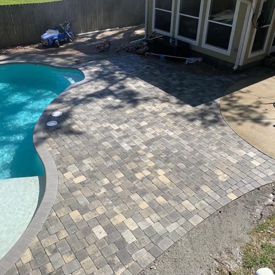 Pool deck finished 2