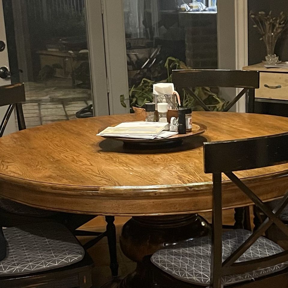 Dining room table   in place