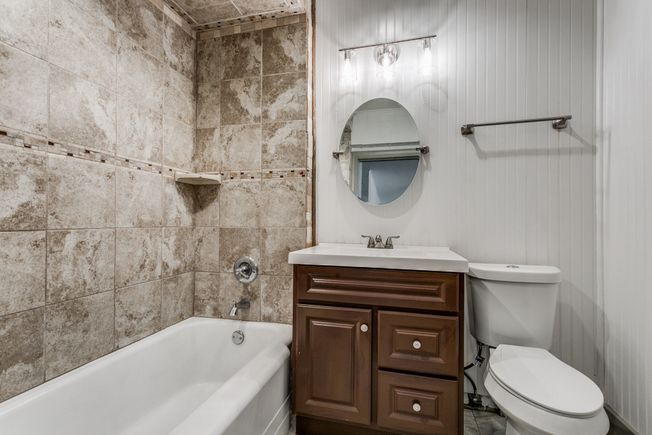 1232 vanderbilt robertcortez 16