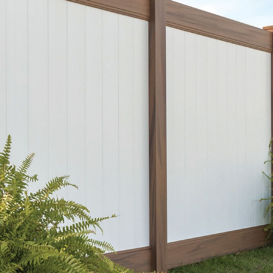 Two tone fencing