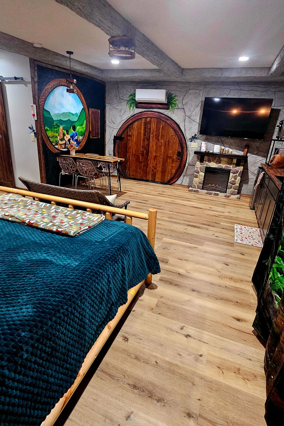 Room211