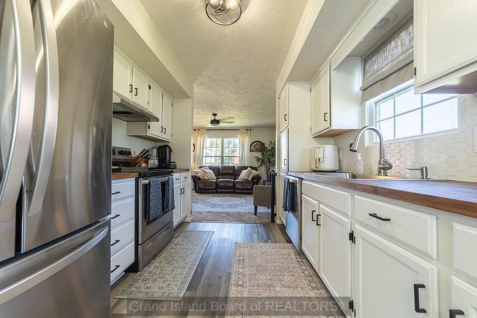 4063 palace dr grand island  ne 68803 a 6