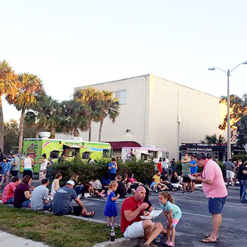 Food Trucks vs City Hall