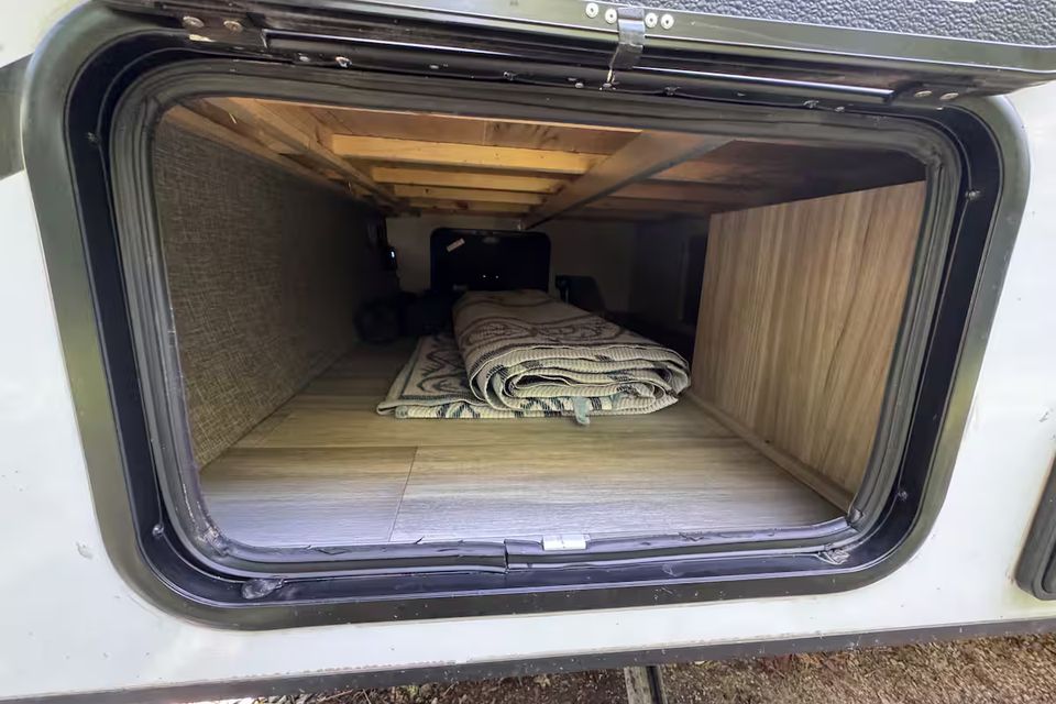 E0ee10cd 0487 4073 b4c9 88a1d1e852b9