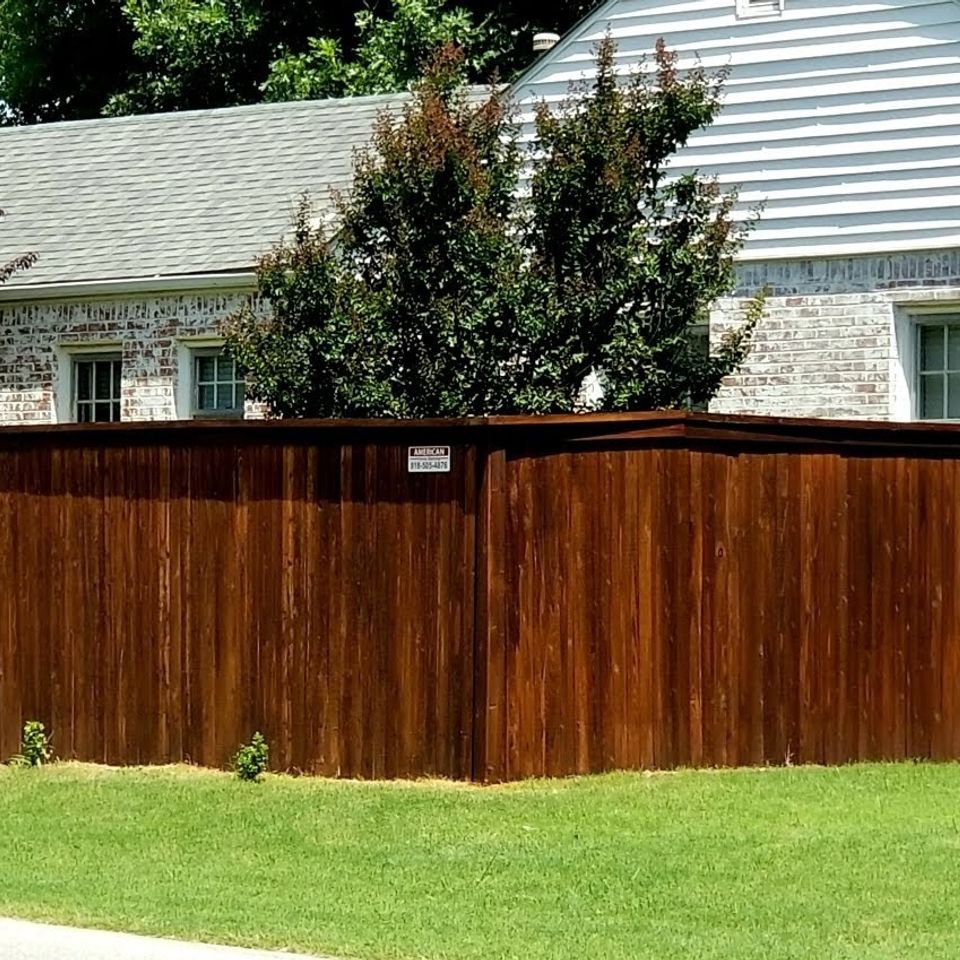 American fence staining  tulsa oklahoma  professional local wood privacy fence pressure washing and staining service company  resized 20190627 122037 1627