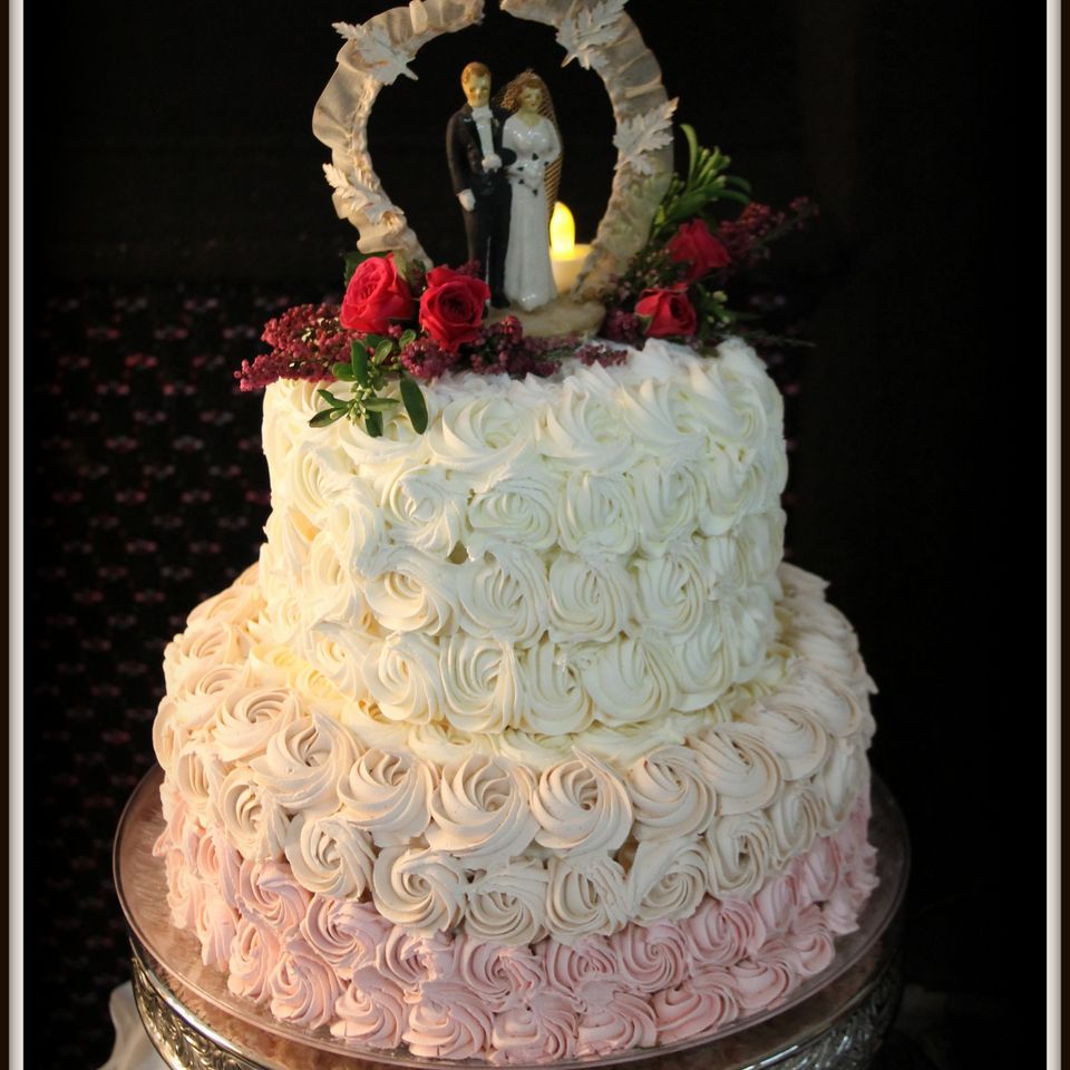 Wed cake 10620180617 12715 a04yms