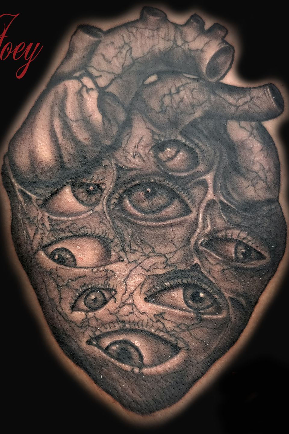 Joey heart with eyes