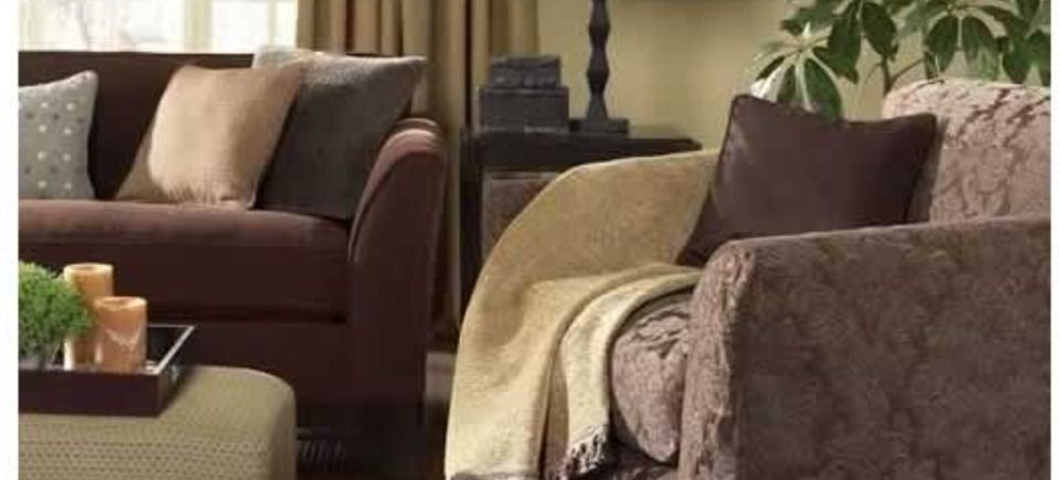 Velvet sofa20111107 29865 394isp 0