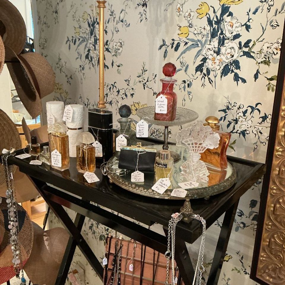 Larrison estate sales woodfield cincinnati118