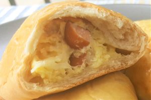 Breakfast sausage   egg empanada close (1)