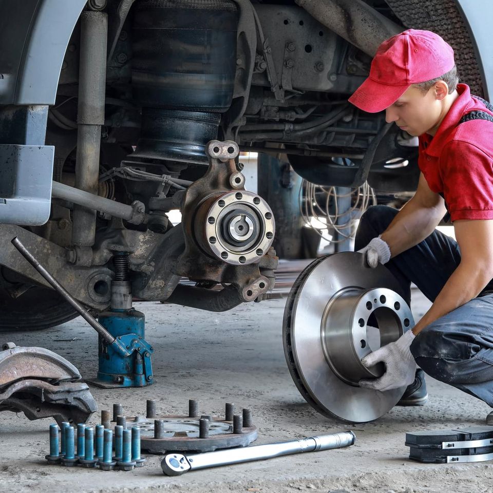 Truck Mechanic