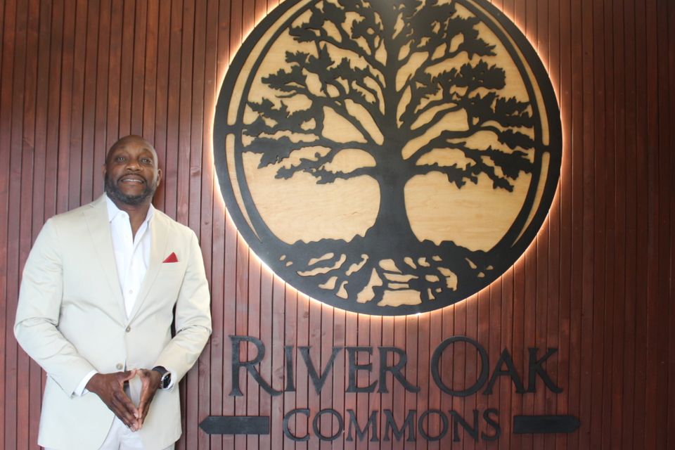 Jhn river oak commons photo 1 2048x1642