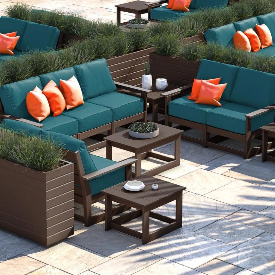 Hudson deep seating on the patio