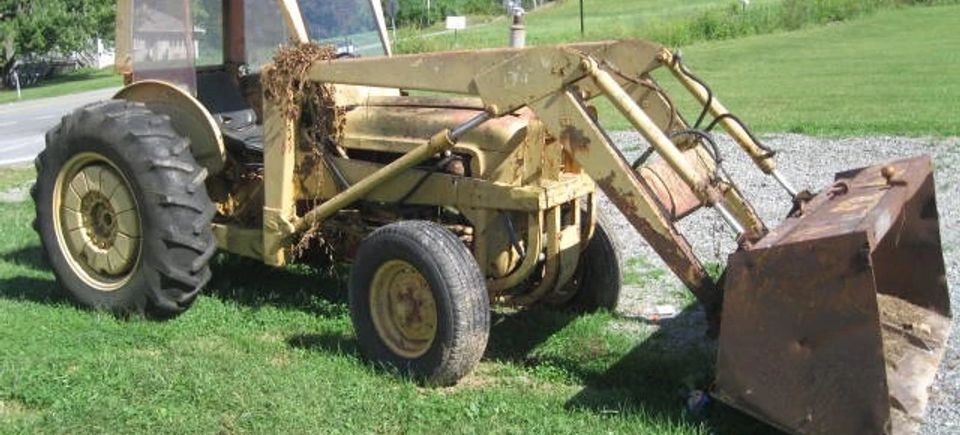 Front End Loader, Kauffman Bros. Auctions, Brogue, PA