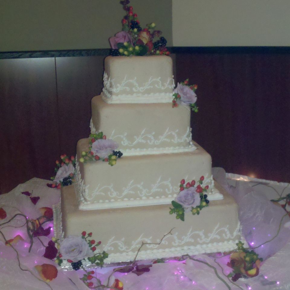 Wed cake 22320180617 32456 17bvmjo