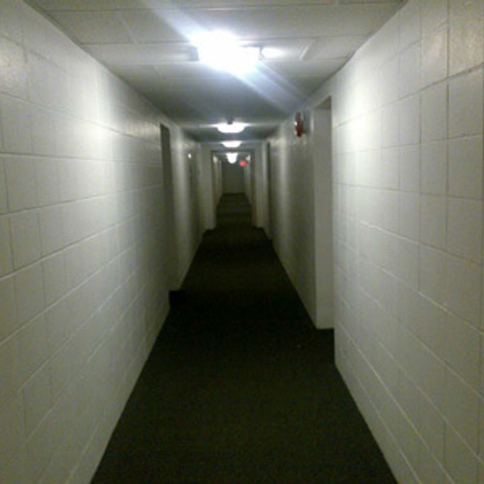 Lhallway1