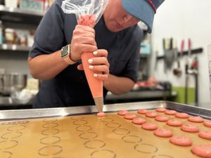 Macarons r.moyer