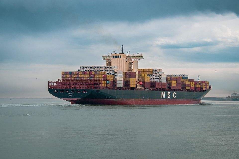 Container ship 7870364 1280