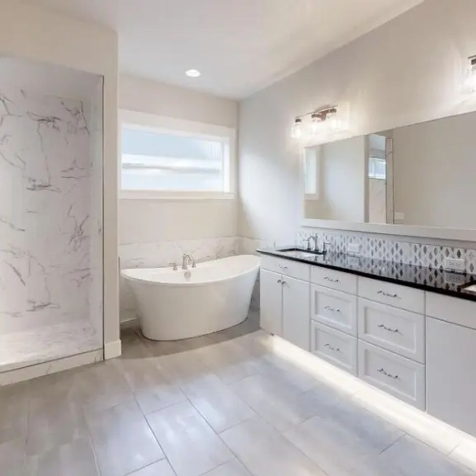 Corinthia bathroom 1 orig