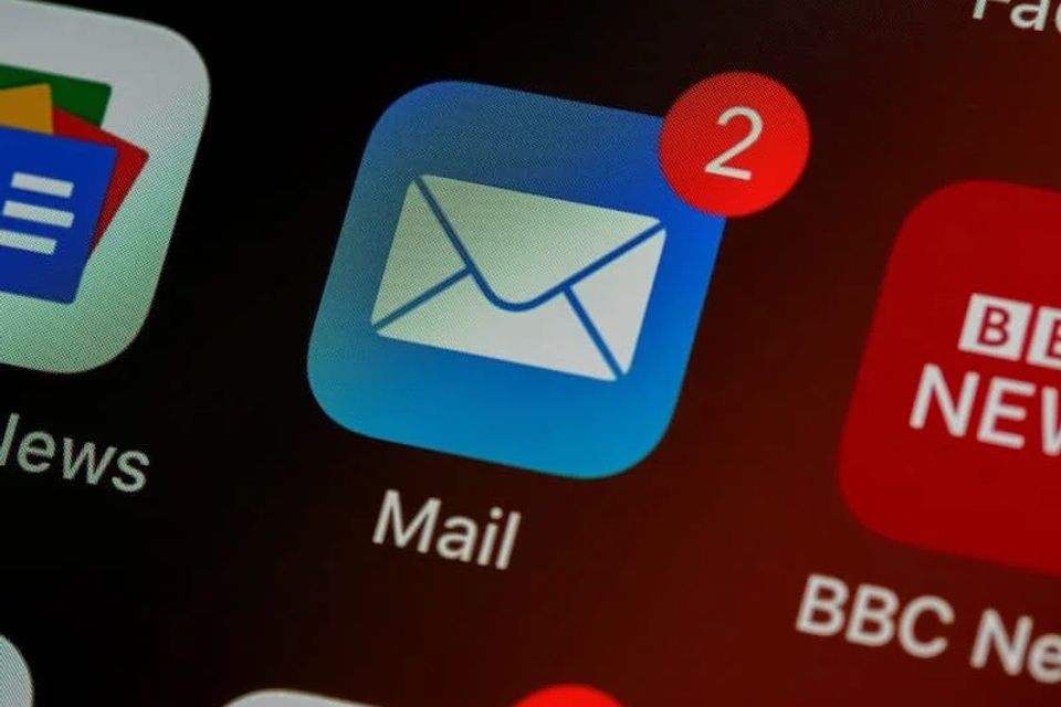 Mail icon showing 2 new messages 