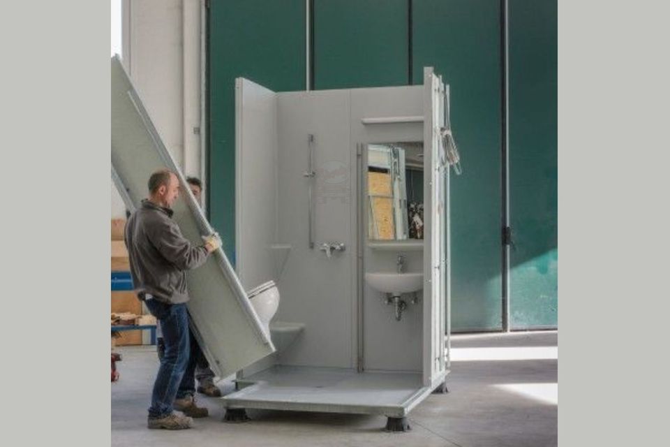 portable toilet rental cost