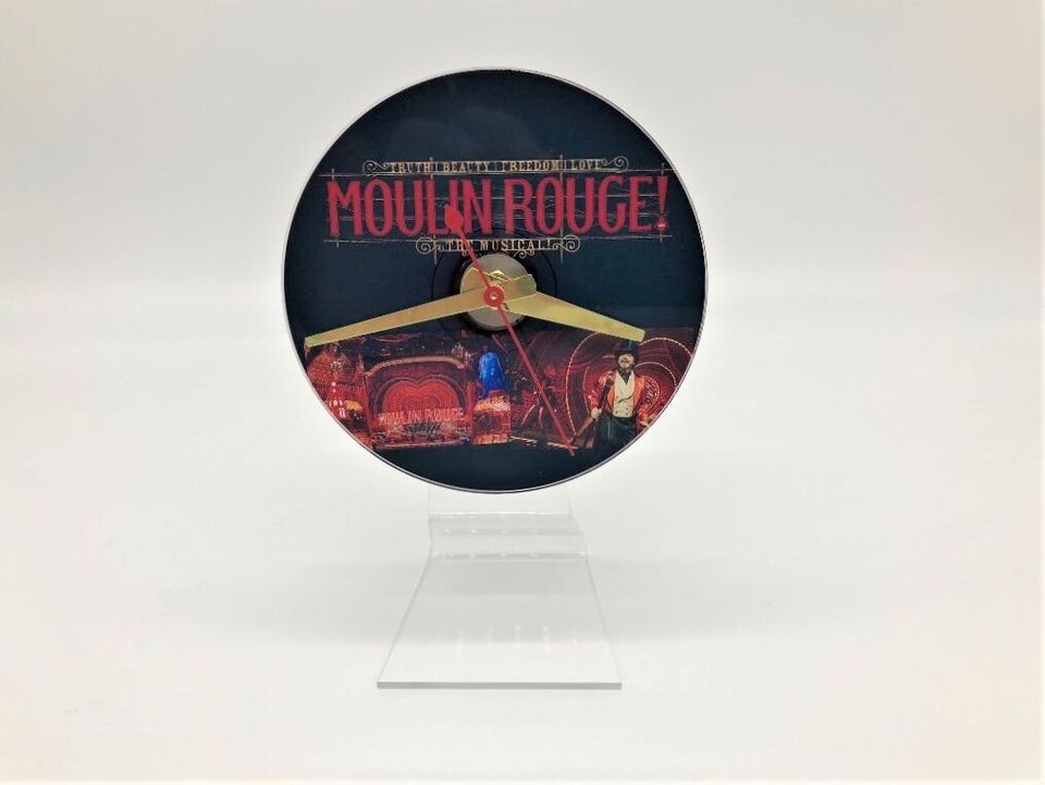Clock moulin rouge