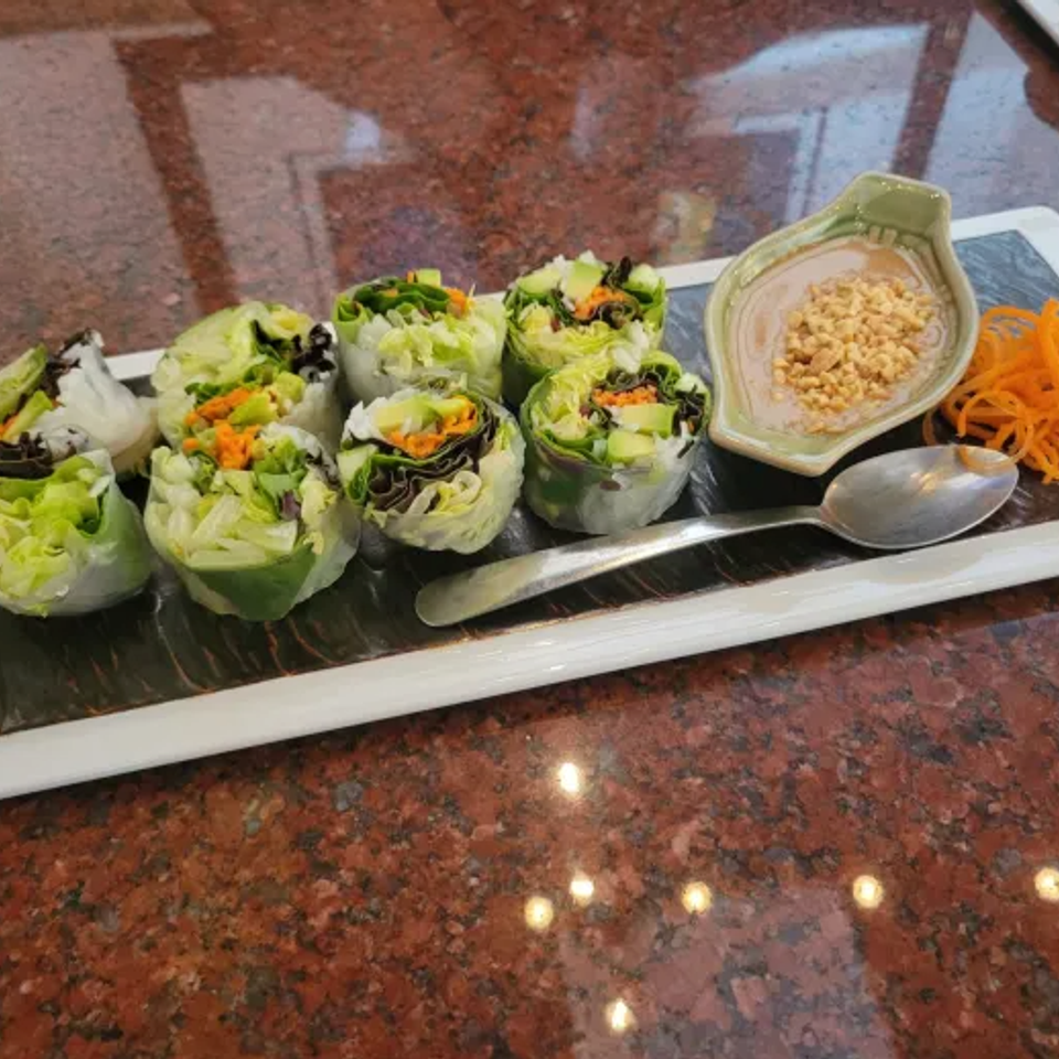 That Thai’s fresh veggie rolls