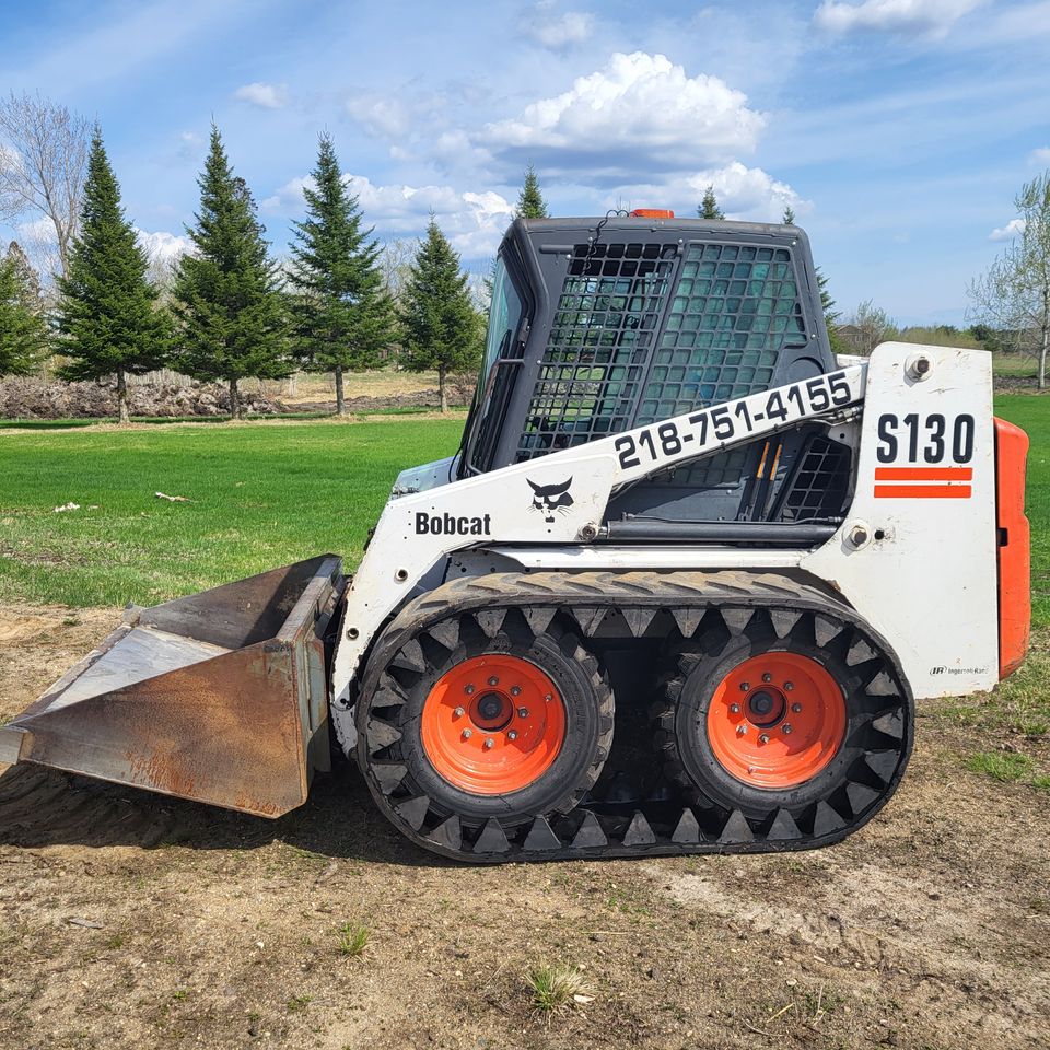 Bobcat and bucket