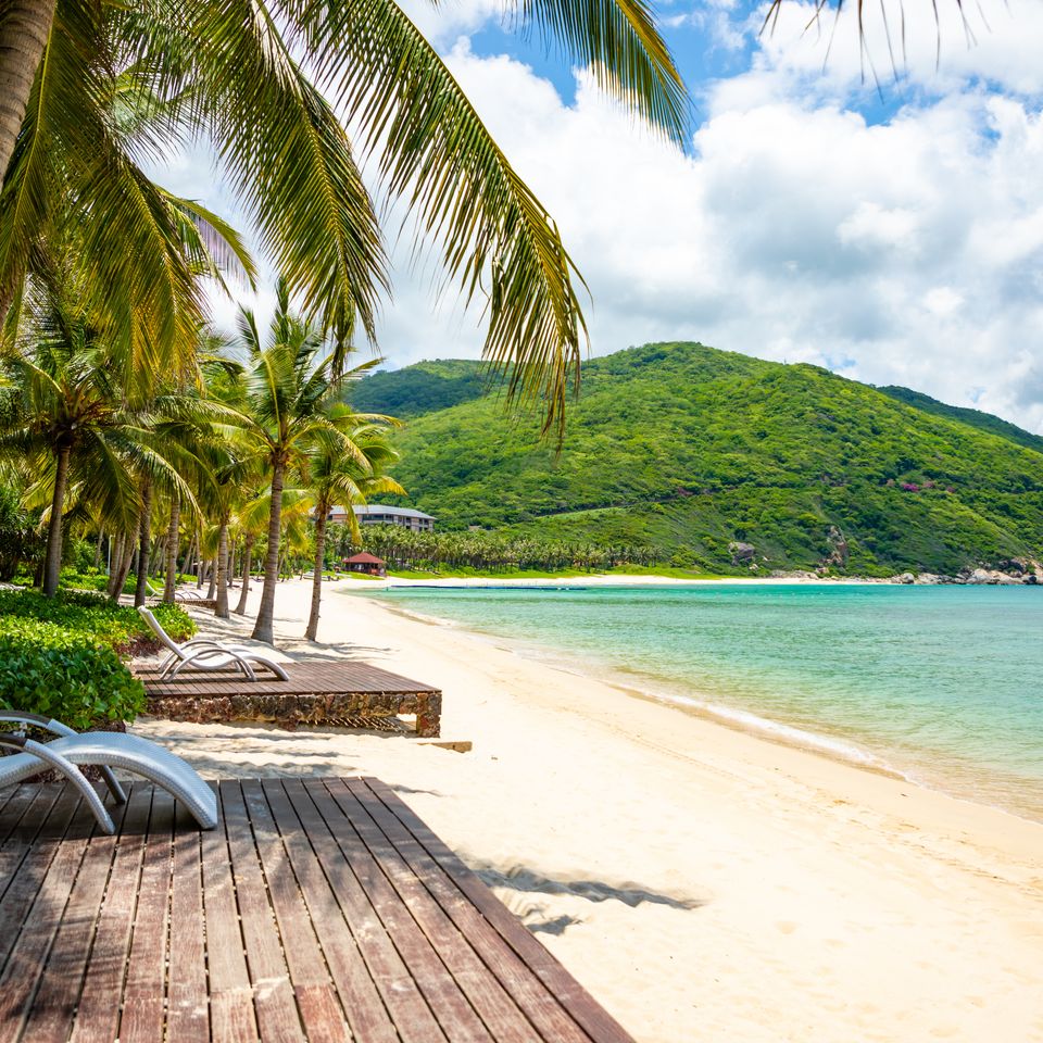 Free Beach Resort Giveaway