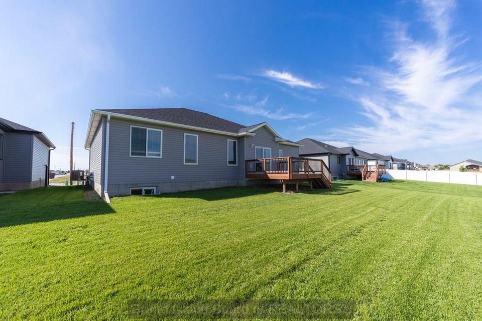 3760 lilac ln grand island  ne 68803 e 4