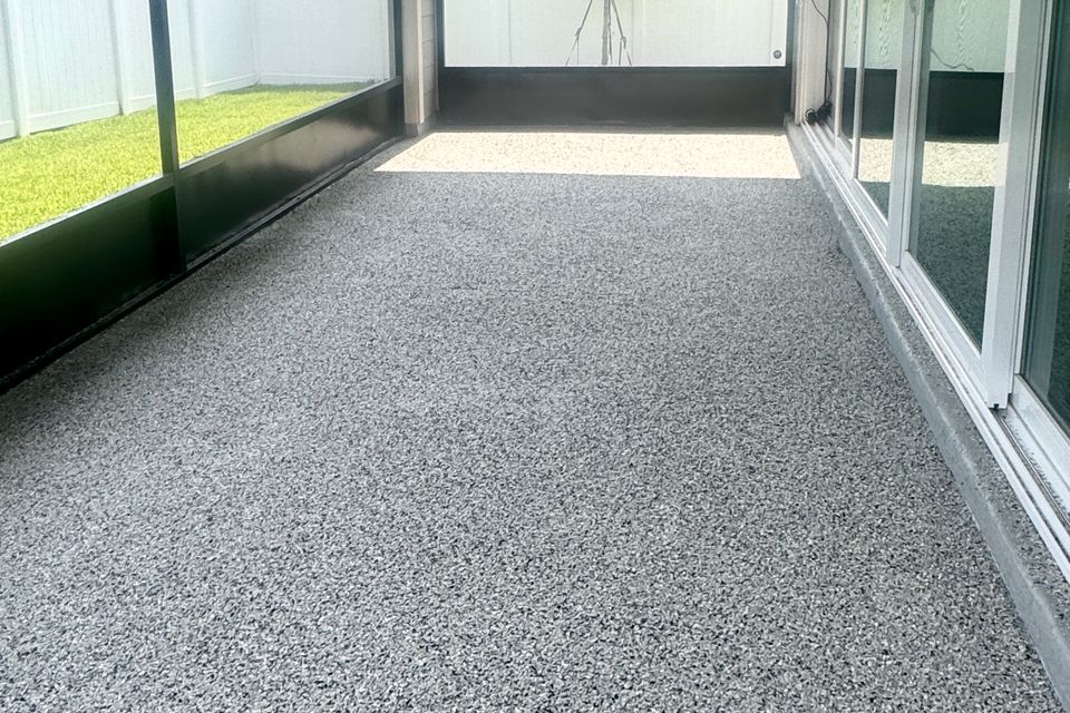 Gorilla patio flake flooring tidal wave
