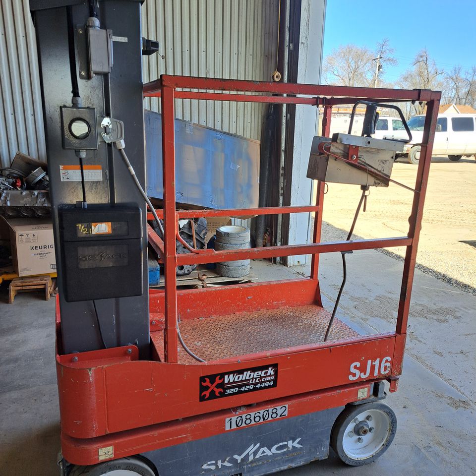 Orange lift
