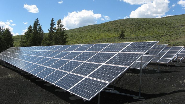 Solar panel array 57e5dc4249 1920