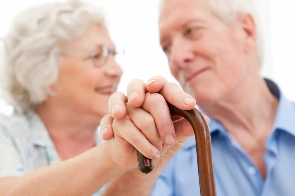 Vistacreate 12760608 stock photo serene senior couple (1)