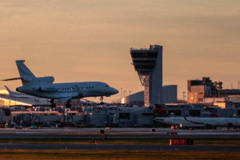 Phl airport
