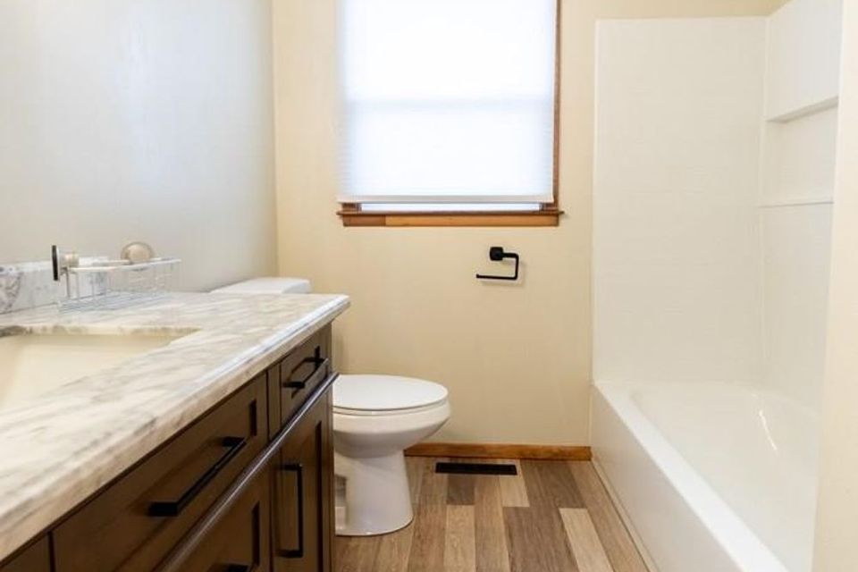 716 s blaine grand island  ne 68803 b 3