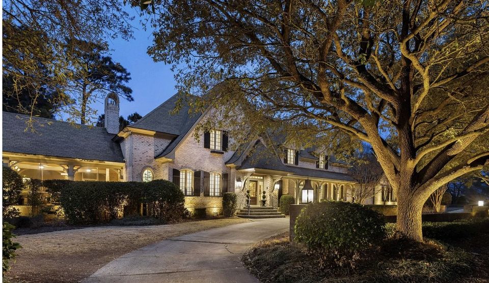 Luxury Waterfront Estates Coastal North Carolina 28480