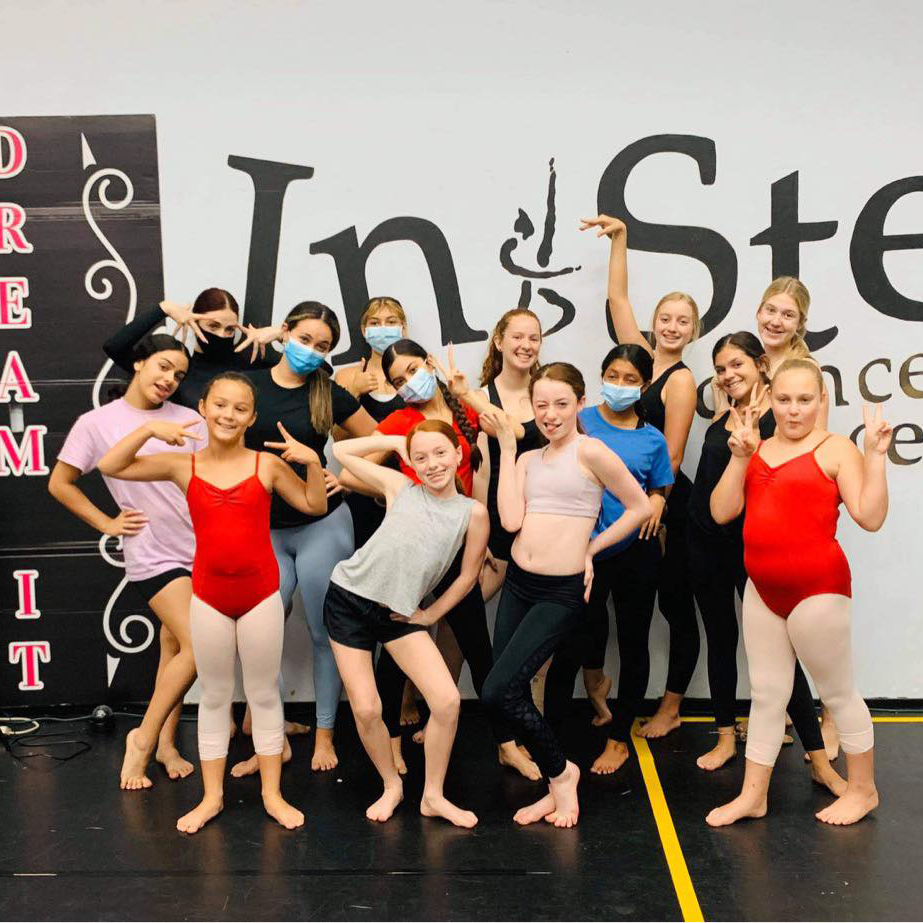 The dance expo group pic2