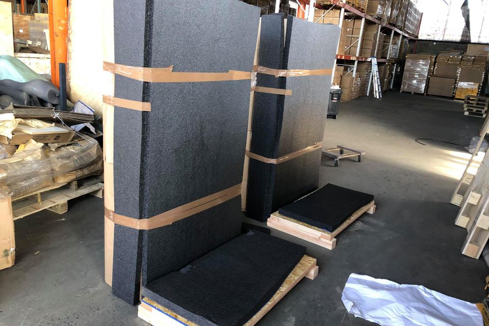 G52
