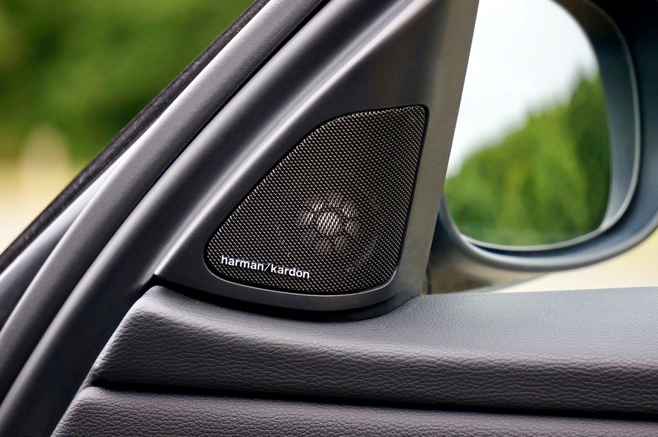 Speaker 54e4d34342 1920