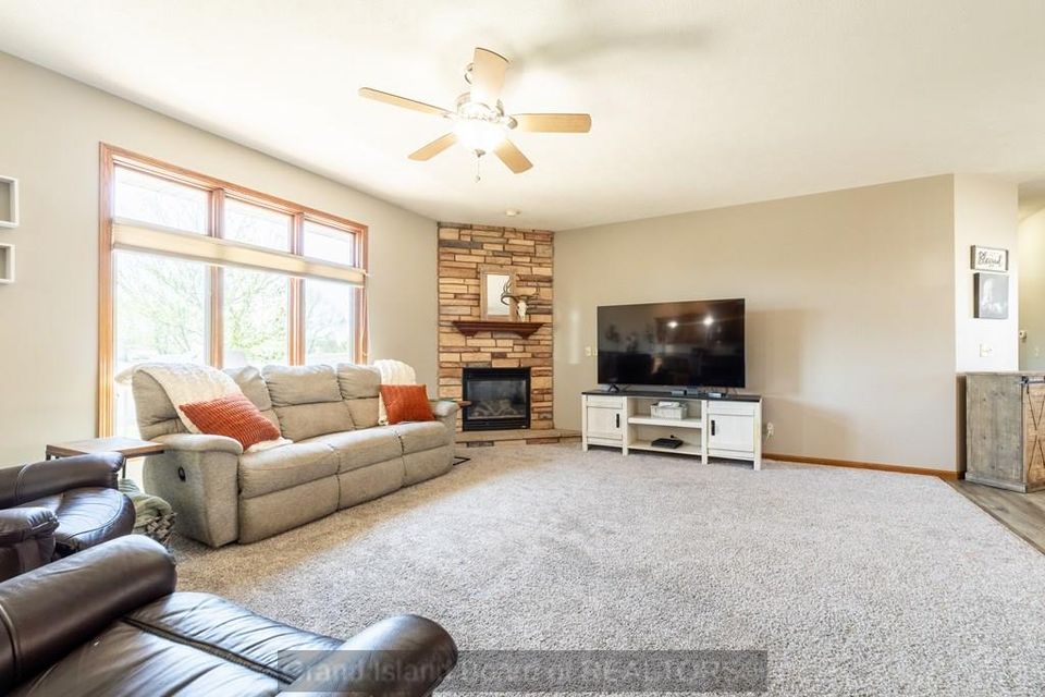 4211 shanna st grand island  ne 68803 a 3