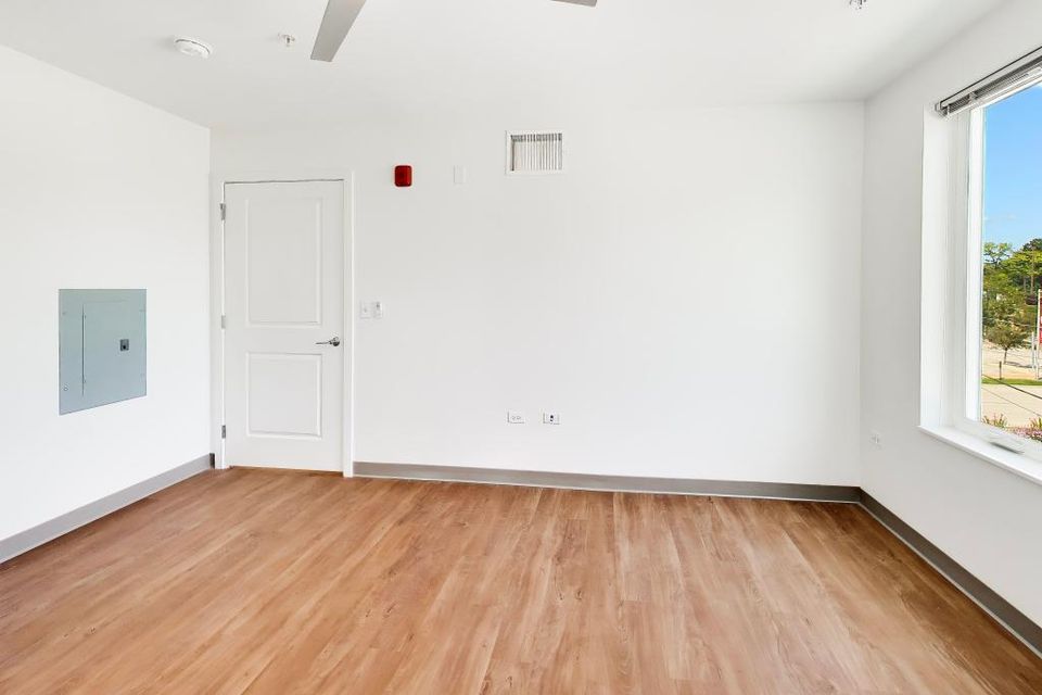 Brush hill apartments (6)