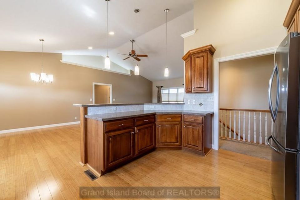 3811 meadowlark cir grand island ne 68803 b 8