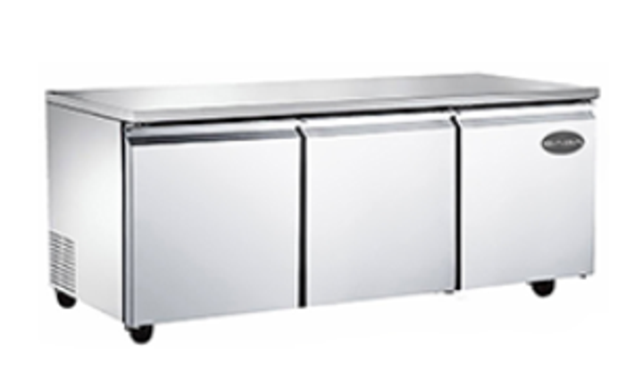 Commercial Restaurant Under Counter Counter Top Work Top Cooler Refrigerator or Freezer with 3 Stainless Steel Doors