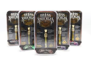 Brass knuckles 01
