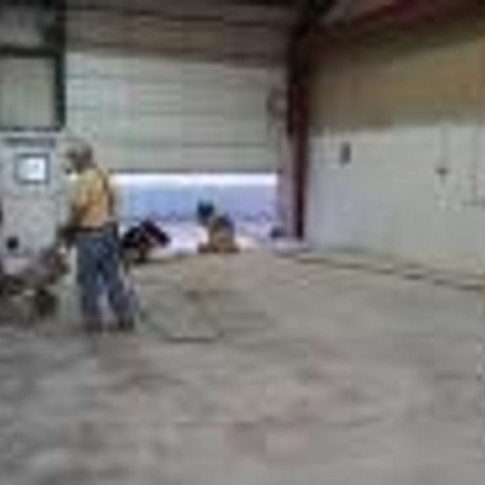 Roper hardwood floors   tulsa  ok   polished concrete  during polishing 220170511 7026 qgxfuj